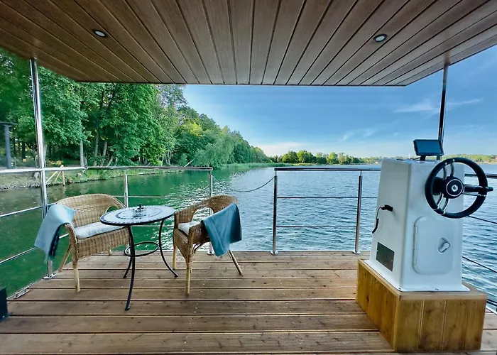 Domki Na Wodzie - Resort 36 Houseboats