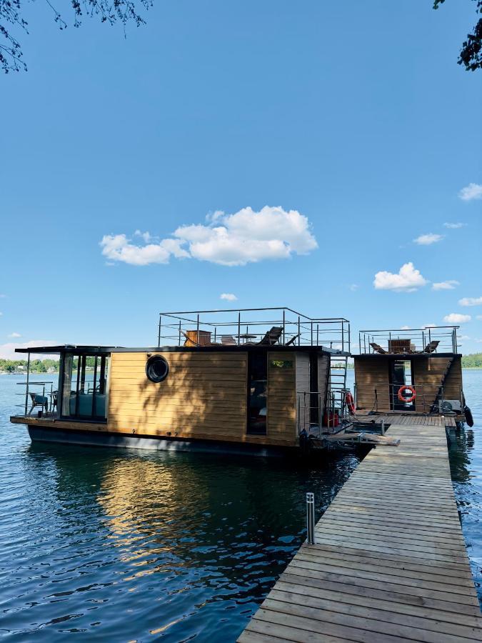 Apartment Na Wodzie - 36 Houseboats Gizycko