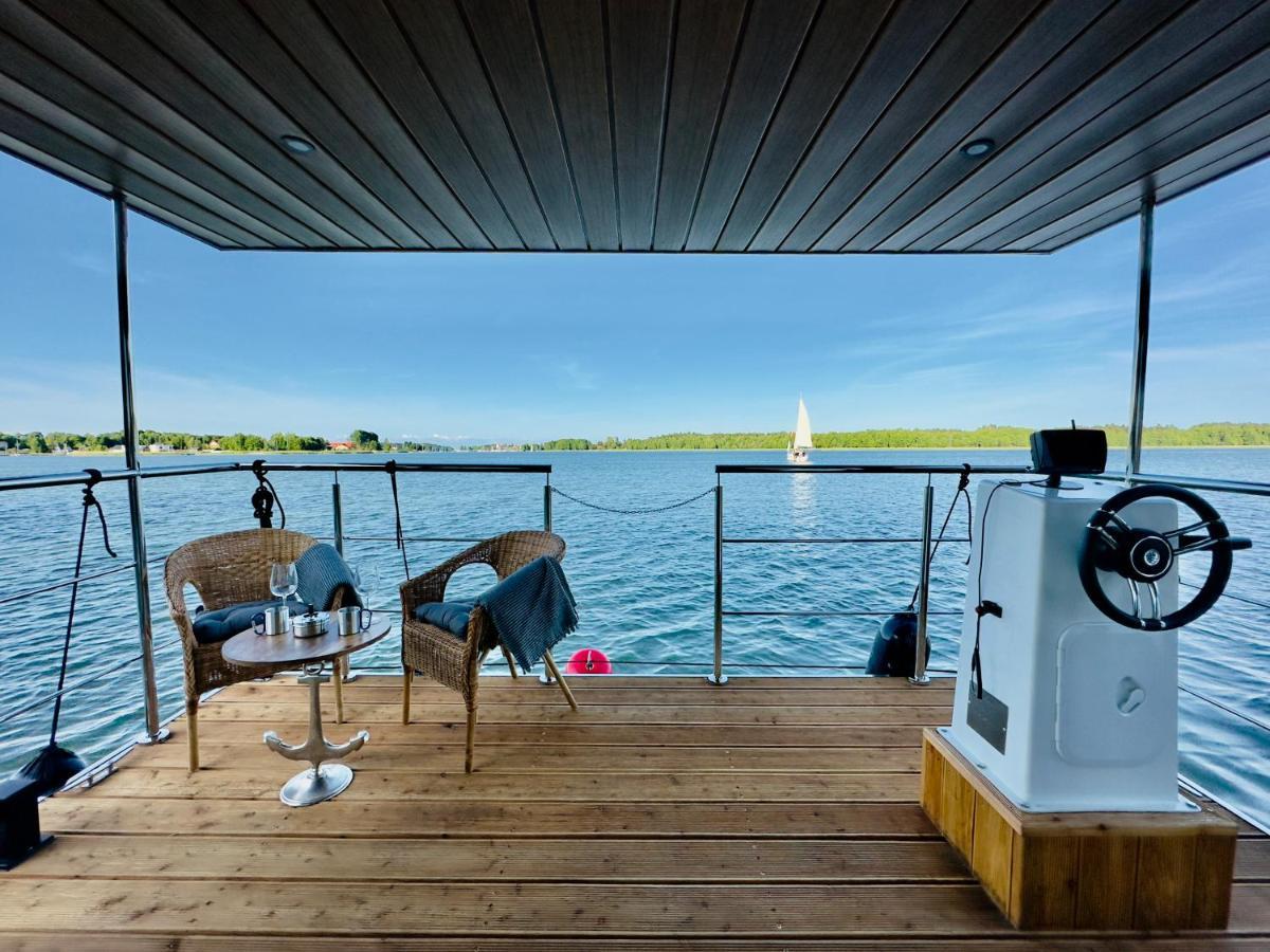 Apartment Na Wodzie - 36 Houseboats Gizycko